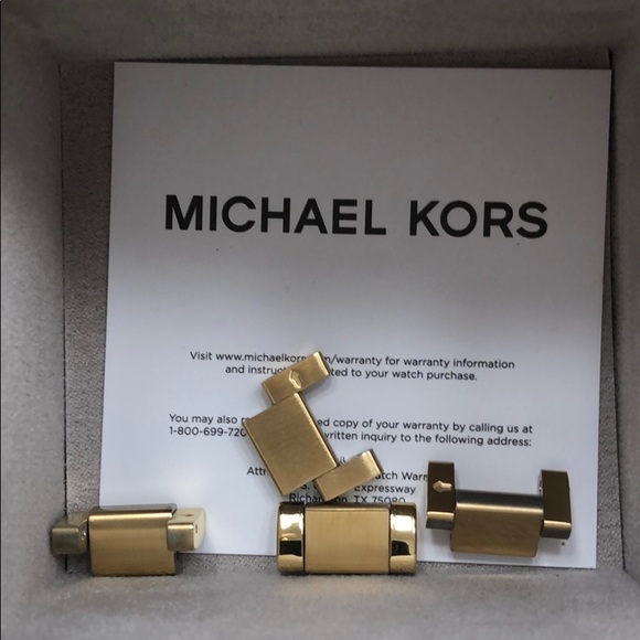 Michael Kors Blair Watch - Picture 4 of 4